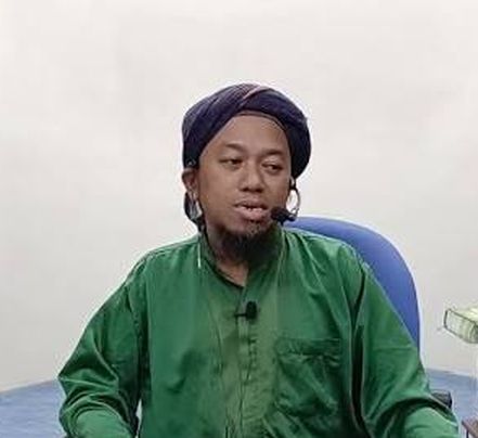 Ustaz Mohd Khidir